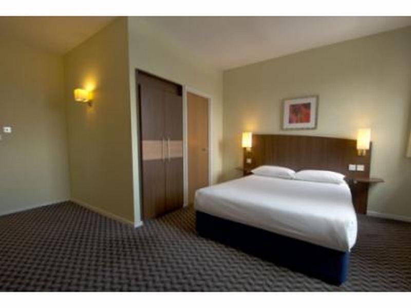Travelodge Leeds Central Vicar Lane Exteriér fotografie